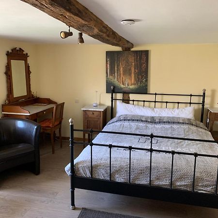 B&B Au Coeur De Villers Экстерьер фото