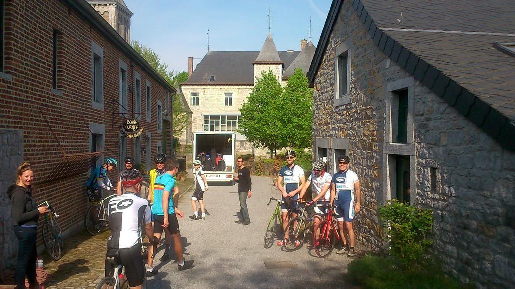 B&B Au Coeur De Villers Экстерьер фото