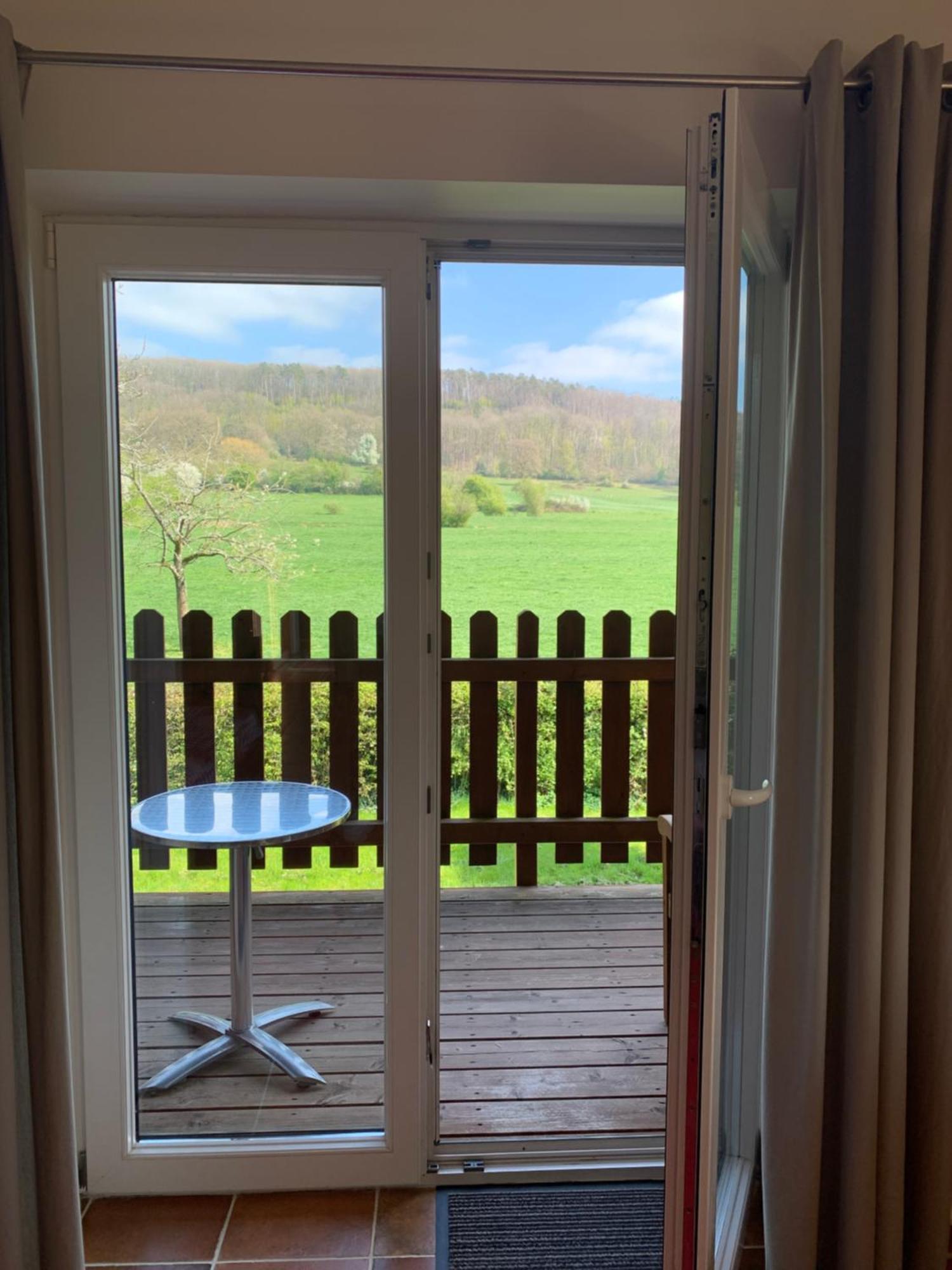 B&B Au Coeur De Villers Экстерьер фото